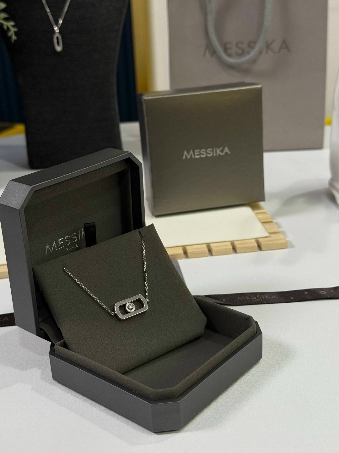 браслет messika,серебряные браслеты,браслет,женские серебряные браслеты,золотой браслет messika