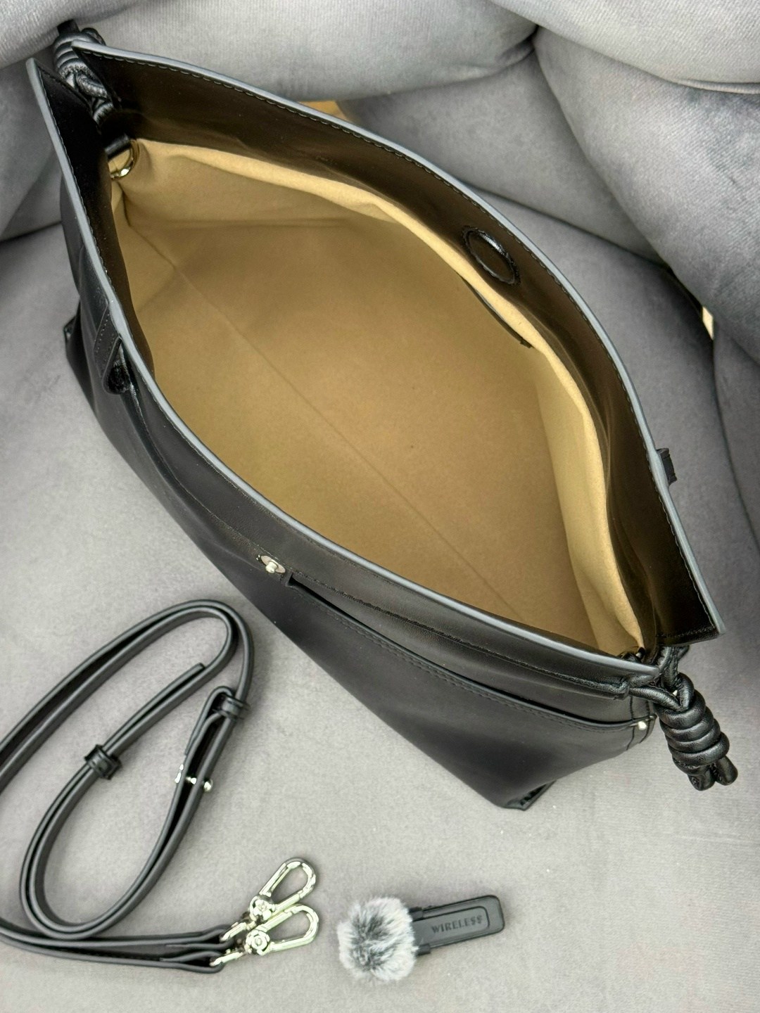 loewe сумка,женская сумка loewe,сумка,сумочки,сумка на плечо loewe