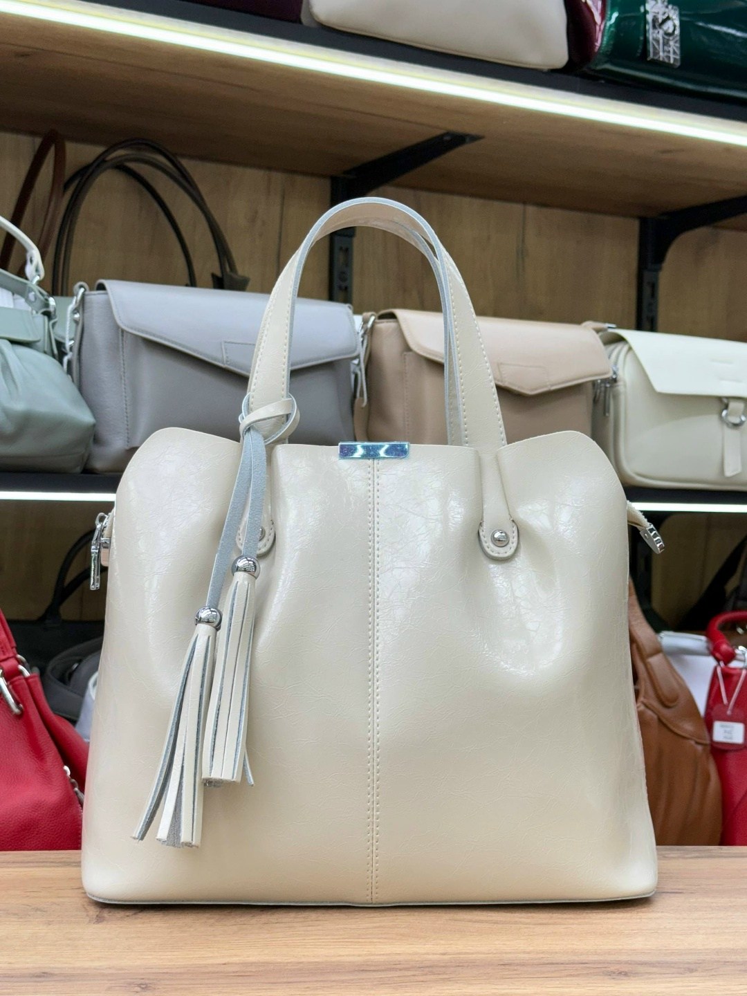 сумка,женская кожаная сумка,сумки женская,сумка кожаная красная,модная сумка