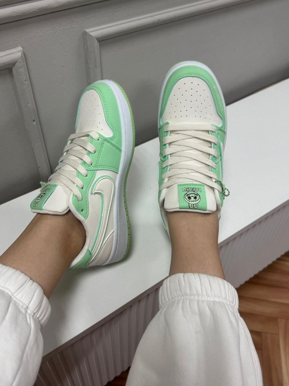 кроссовки,женские кроссовки,nike air jordan 1 low мятные,nike dunk low green glow,кроссовки женские nike