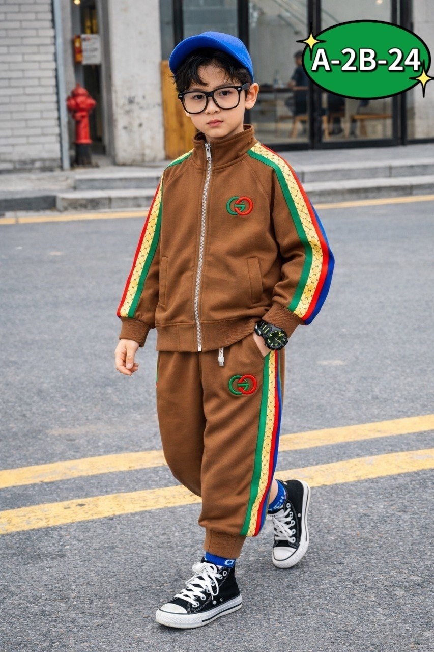 костюм спортивный gucci,костюм спортивный для мальчиков gucci,спортивный костюм детский gucci,спортивный костюм гуччи,костюм спортивный