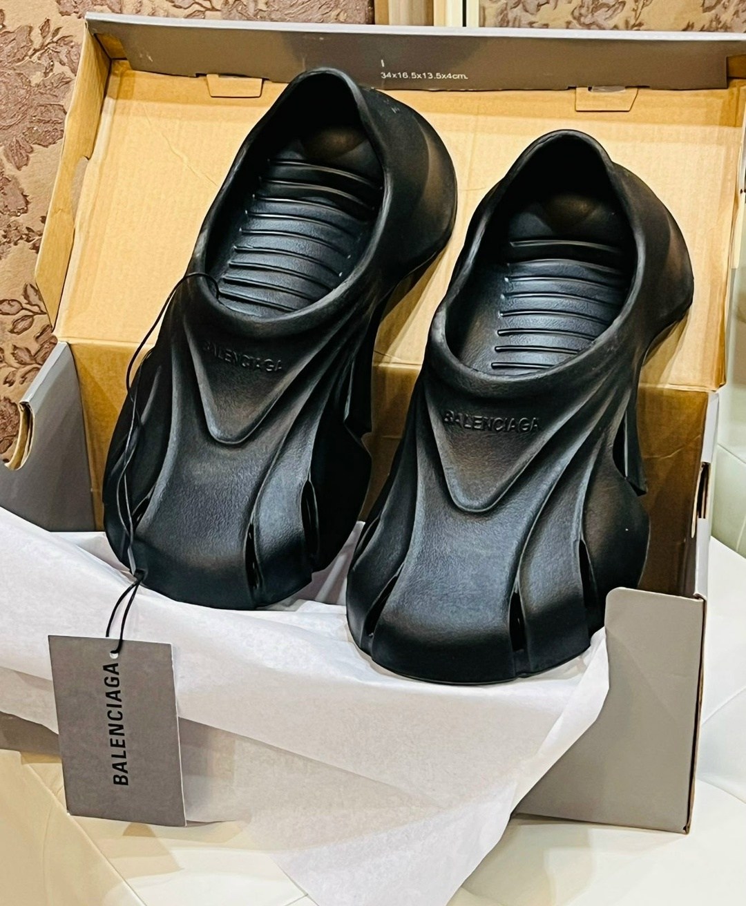 шлепанцы balenciaga,сандалии balenciaga,шлепанцы баленсиага,сабо balenciaga,босоножки balenciaga