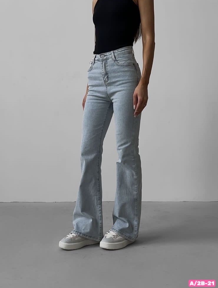 женские джинсы,джинсы,джинсы клеш женские,голубые джинсы клеш,джинсы клеш