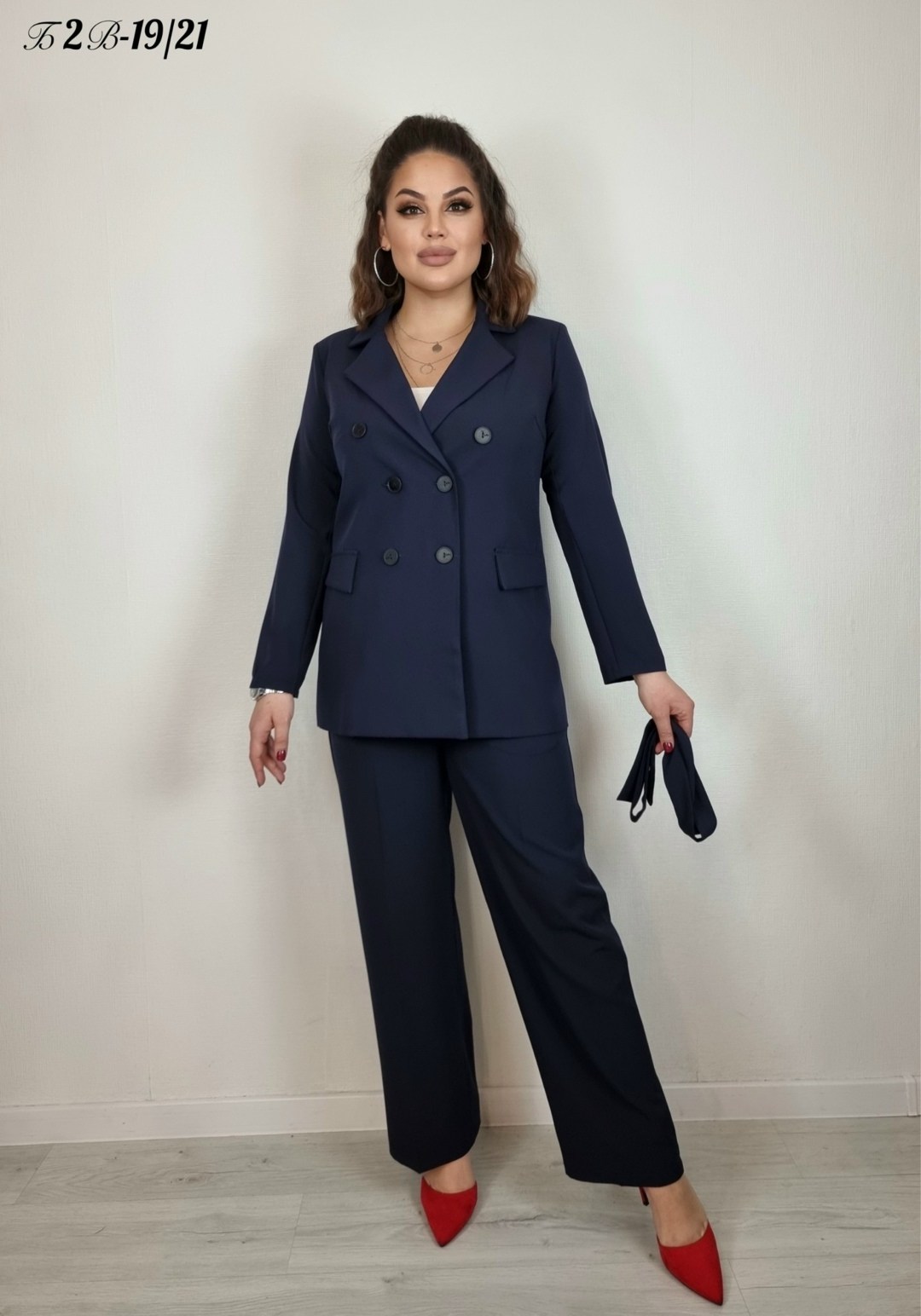 брючный костюм 2041-1 синий,брючный костюм,костюм брючный lakona 11535 синий,брючный костюм anastasia 950 васильковый синий,брючный женский костюм