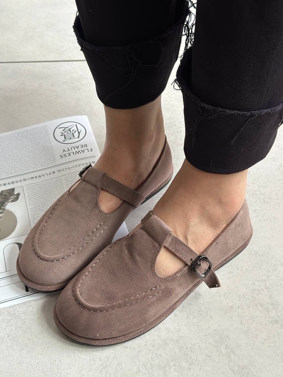 лоферы из натуральной замши,,лоферы коричневые с ремешком замшевые,лоферы с пряжкой,лоферы замшевые