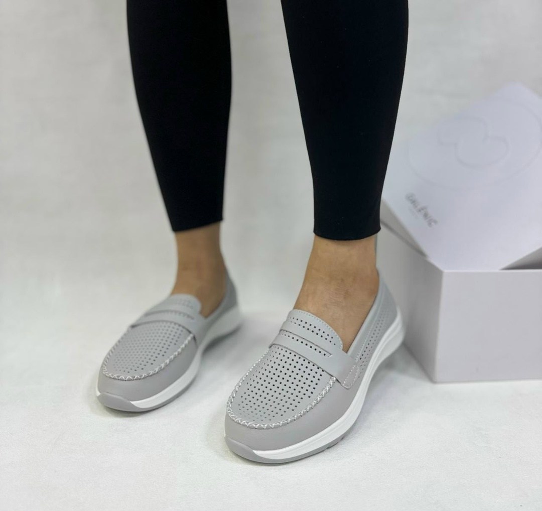 ,слипоны женские,слипоны с перфорацией,слипоны женские натуральная кожа,слипоны женские летние