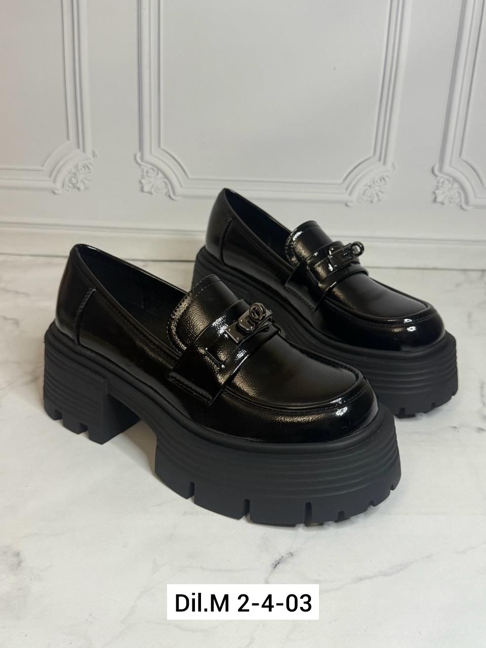 лоферы женские,, женская,модные лоферы,туфли женские