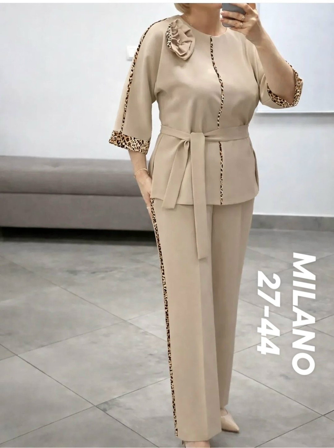 костюм женский,бежевый брючный костюм,костюм брючный женский,брючной костюм,костюм с брюками