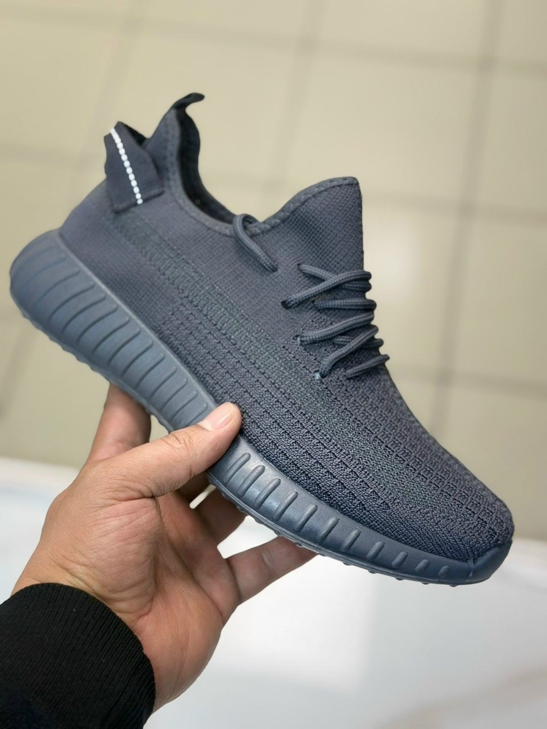 кроссовки,кроссовки женскиe,изики кроссовки,кроссовки изи,летние кроссовки изи