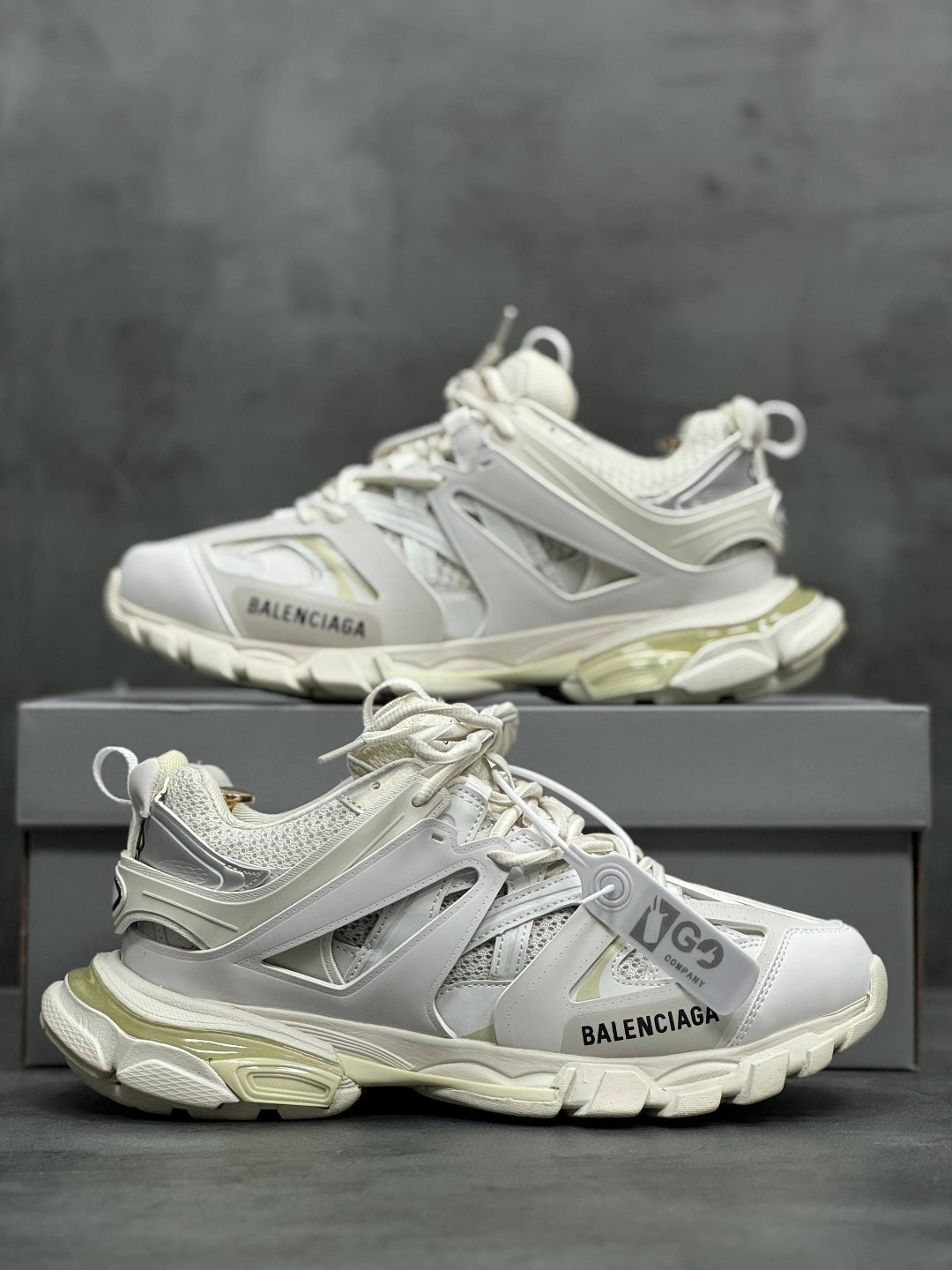 balenciaga мужские кроссовки track premium - white,мужские комбинированные кроссовки balenciaga 2026-2026 белые,кроссовки баленсиага женские оригинал,баленсиага трек кроссовки мужские,кроссовки balenc