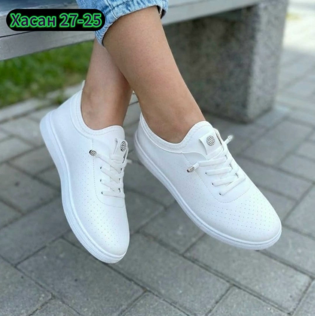 кроссовки женскиe,,женские кеды,кроссовки на низкой подошве женские,спортивная