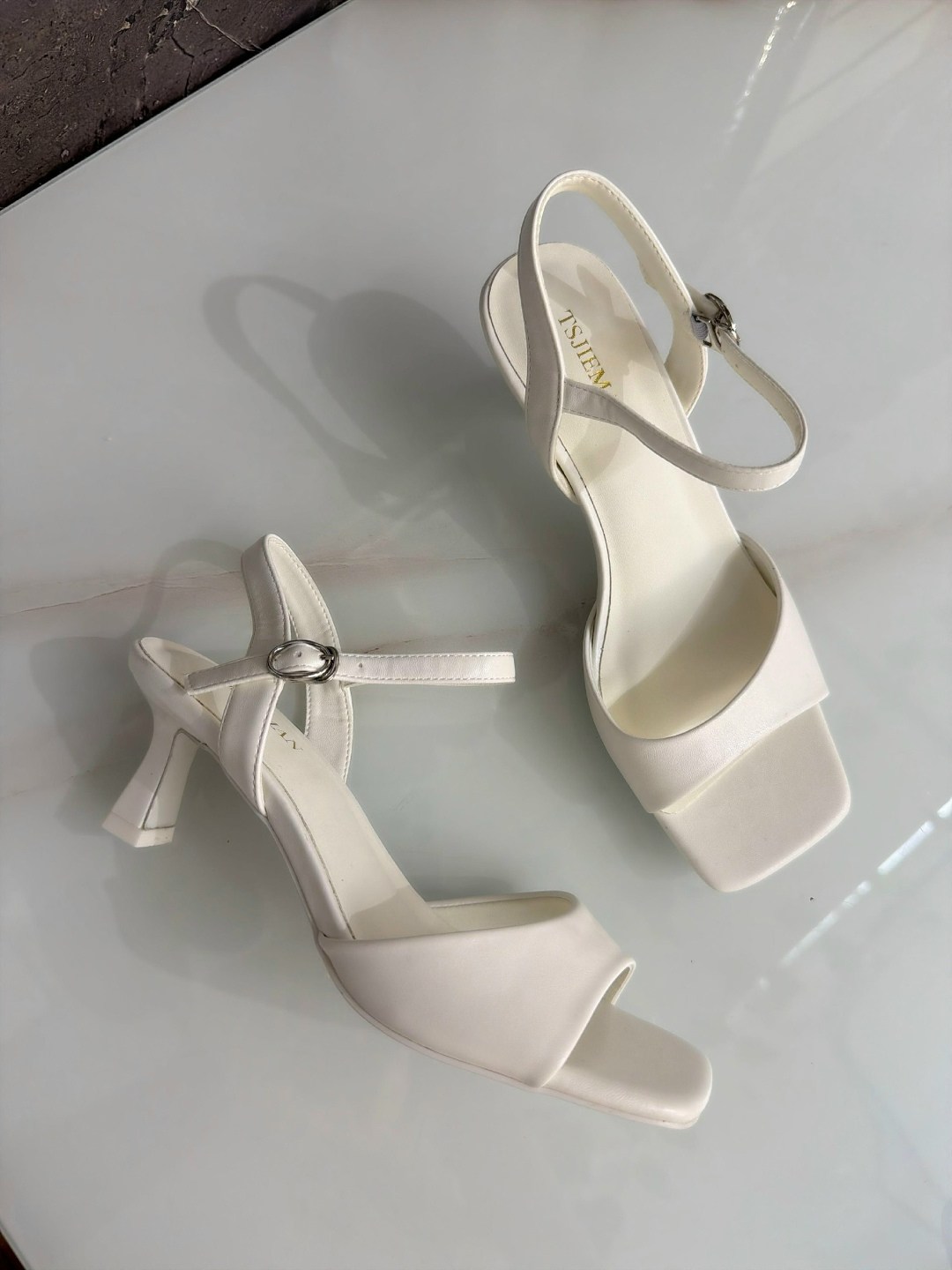 женские босоножки,,квадратные босоножки,босоножки модные,босоножки на высоком