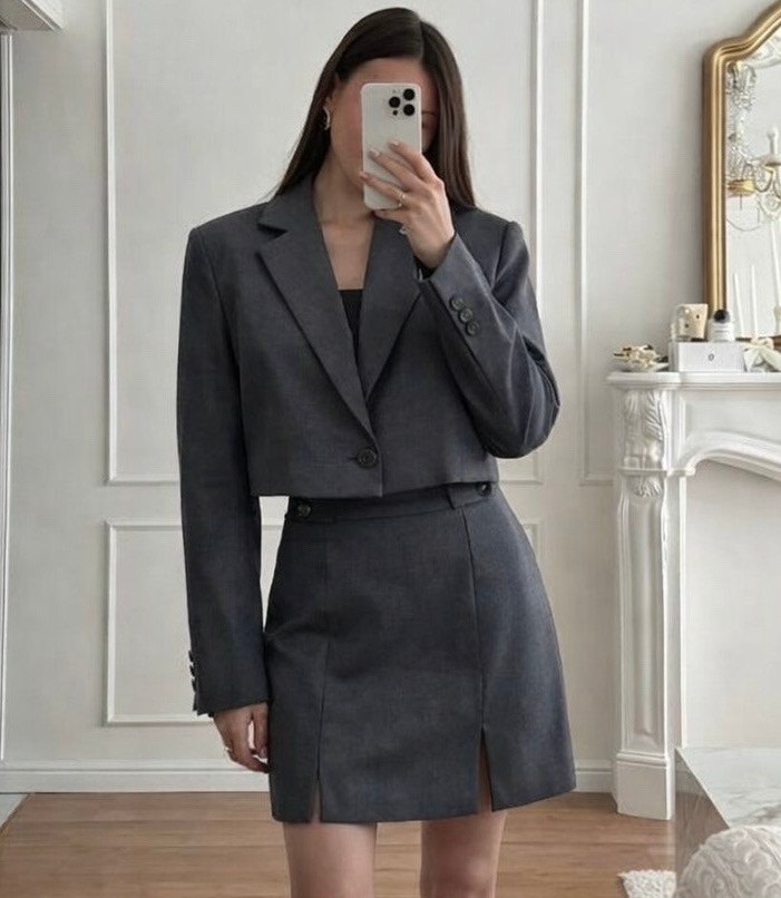 костюм двойка пиджак с юбкой evemood,костюм с юбкой,костюм двойка пиджак и юбка,костюм с юбкой деловой офисный классика the brand katrina цвет серый,костюм с укороченным пиджаком женский