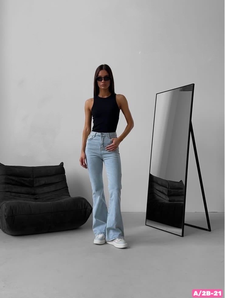 женские джинсы,джинсы,джинсы клеш женские,голубые джинсы клеш,джинсы клеш