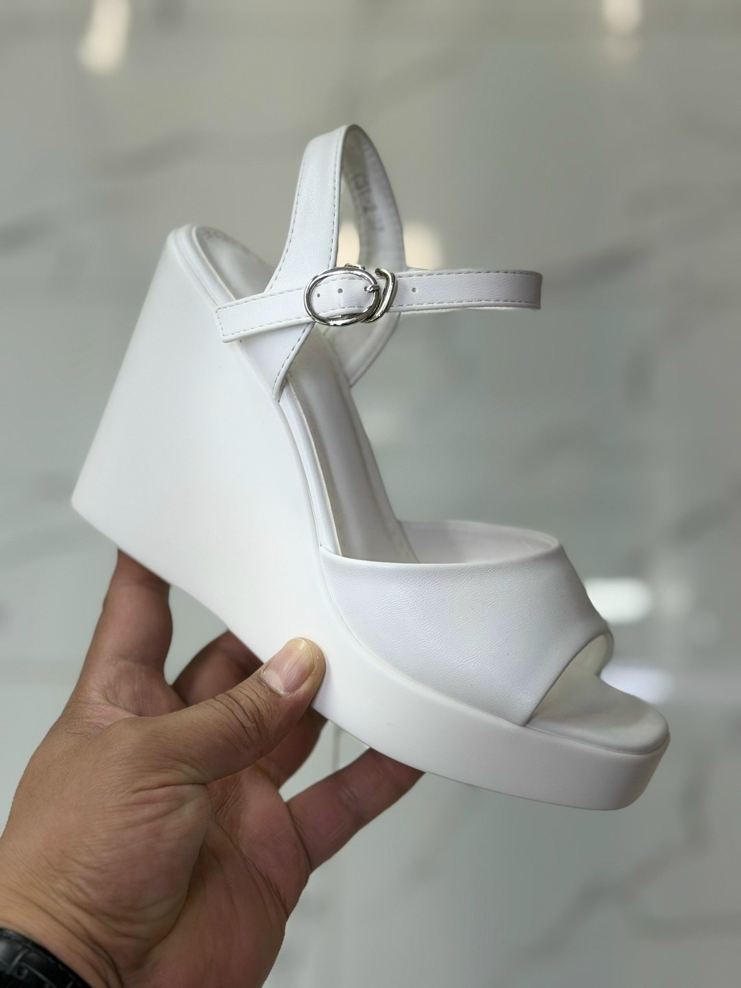 ,босоножки женские на платформе,босоножки на платформе,женские босоножки,летние босоножки