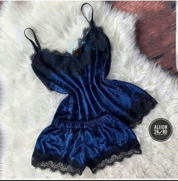 пижама женская с шортами велюровая christel,пижама бархатная,ночное белье,пижама женская,комплект пижама