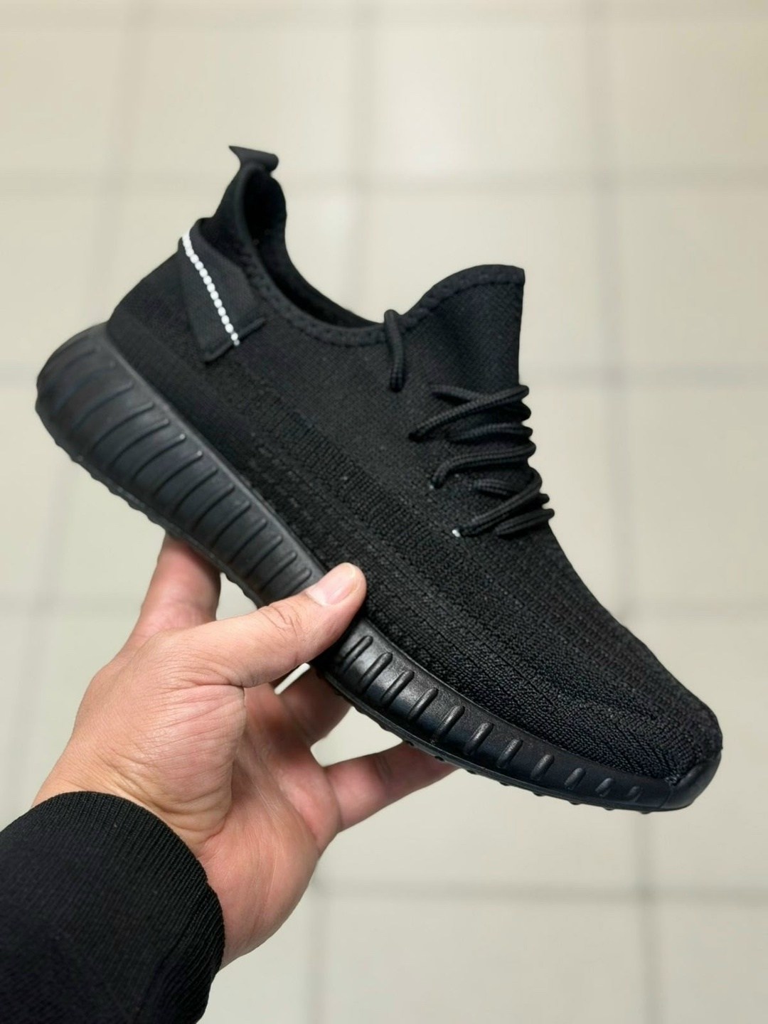 кроссовки,кроссовки женскиe,изики кроссовки,кроссовки изи,летние кроссовки изи