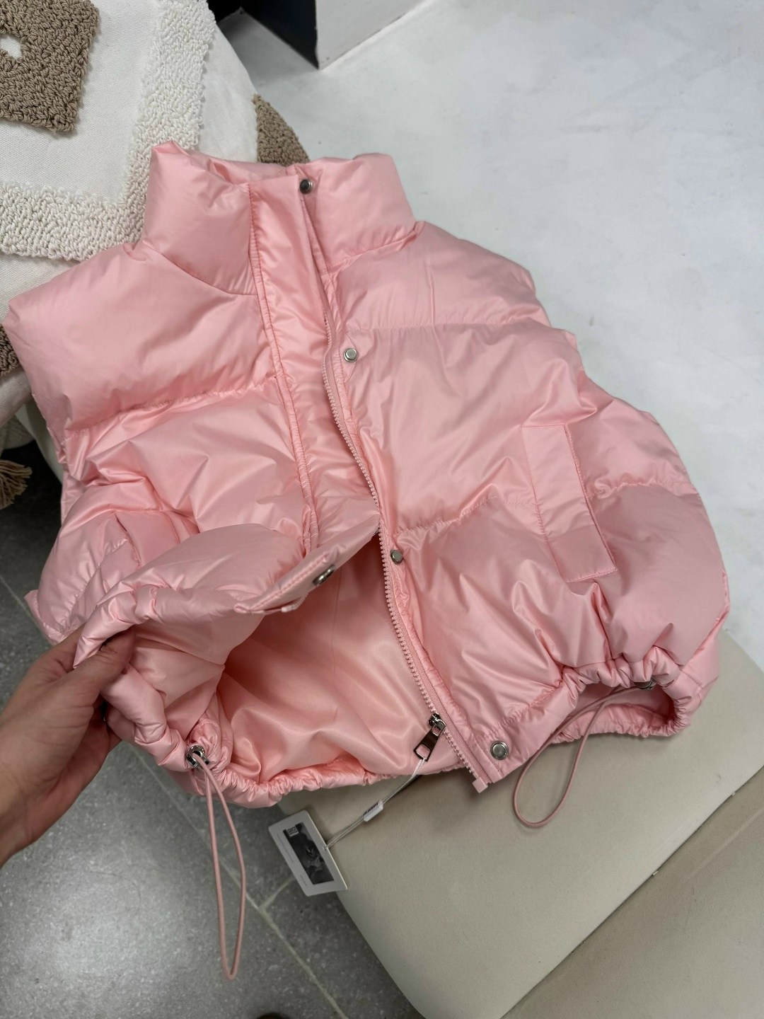 жилетка розовая,розовые жилеты,женская жилетка,жилетка,жилет женский