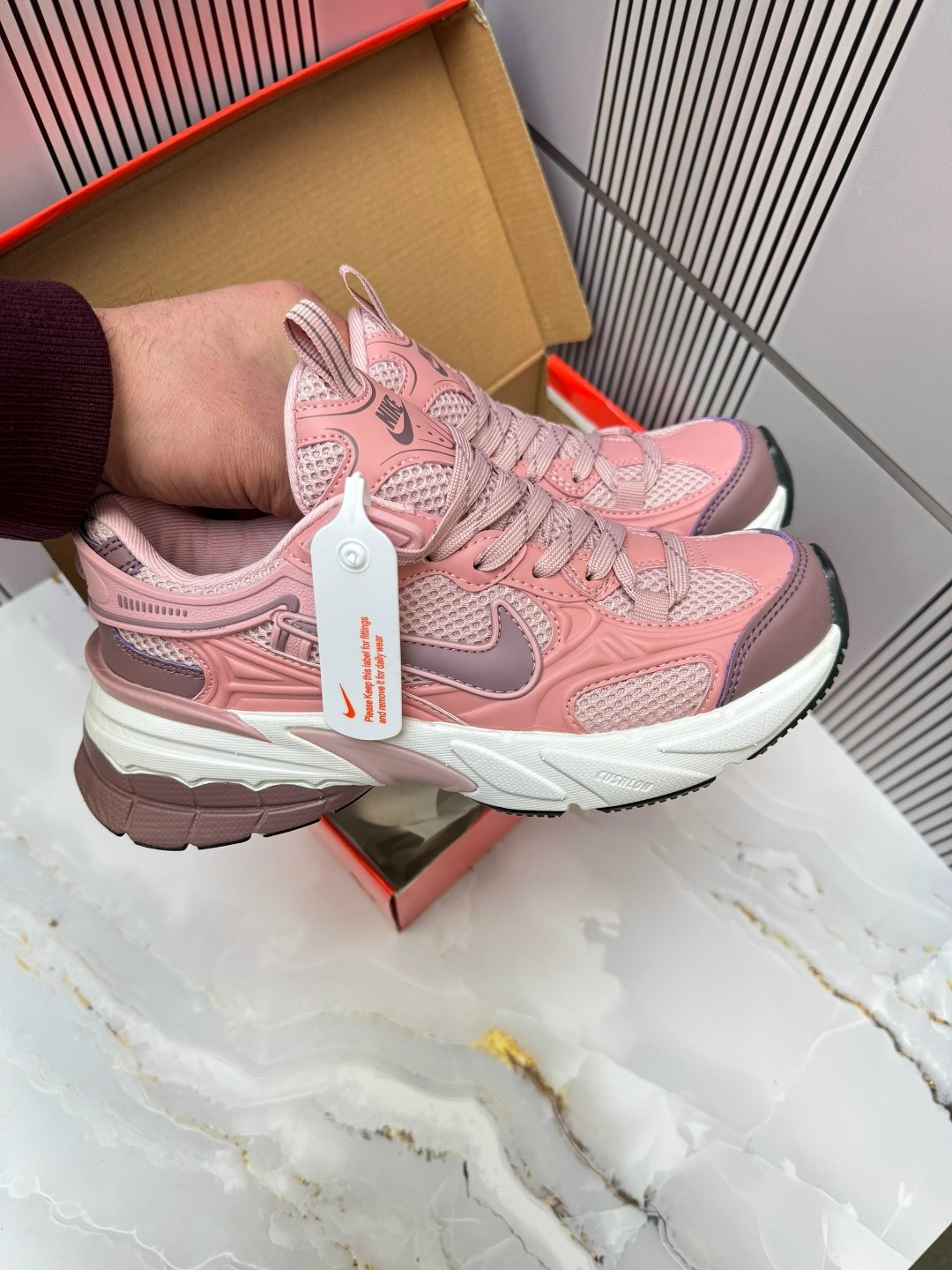 женские кроссовки,кроссовки,женские кроссовки nike,кроссы,спортивная