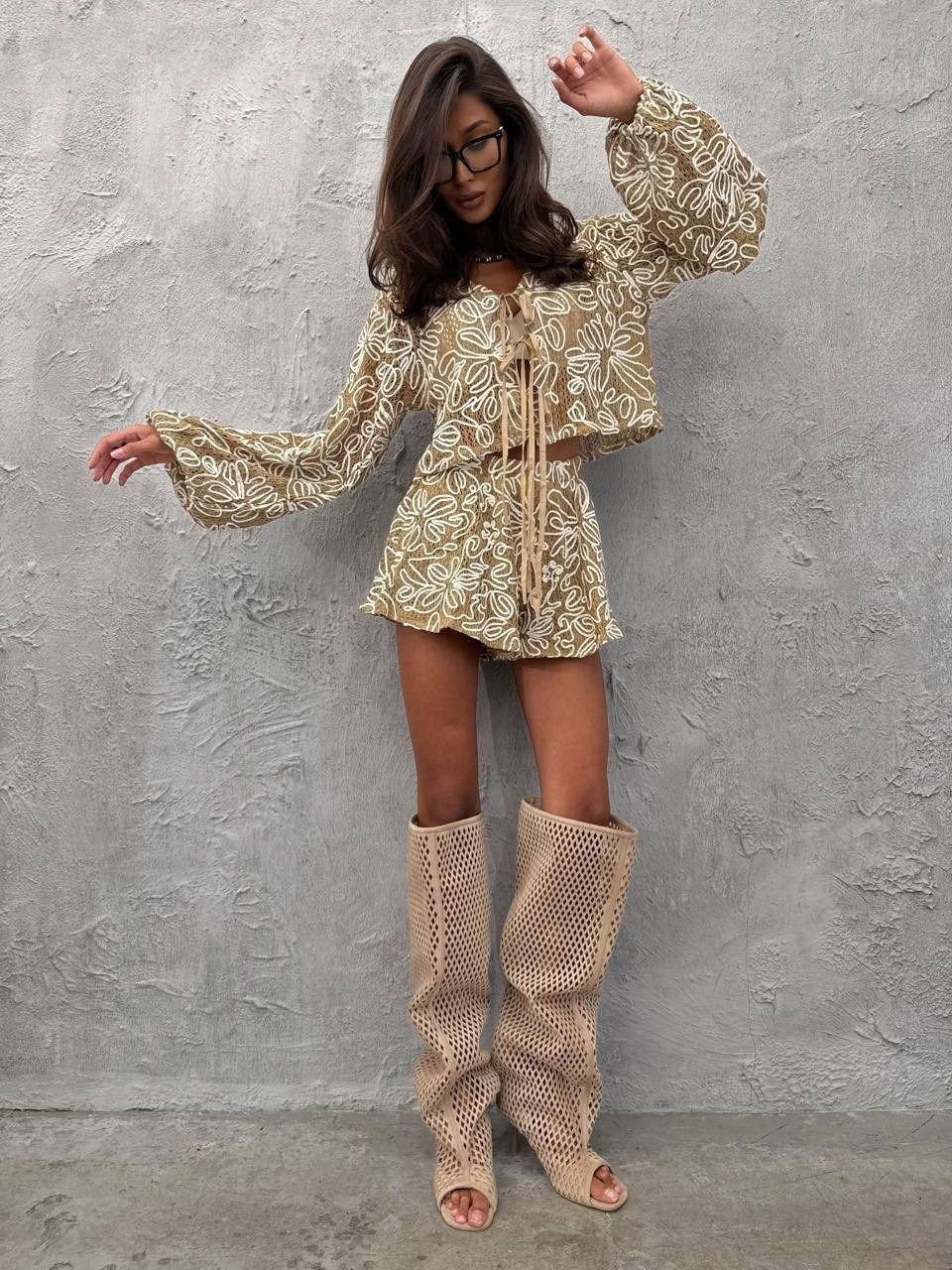 костюм с принтом,костюм с шортами и рубашкой летний,летние костюмы,женские костюмы,женский костюм с шортами