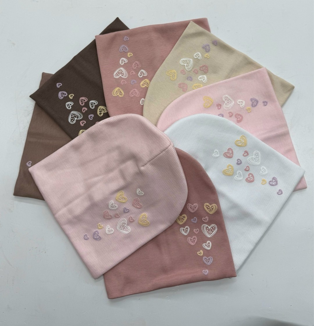 шапка для девочек,трикотажная шапка для девочек,шапка детская,детская шапочка,шапки детские весна