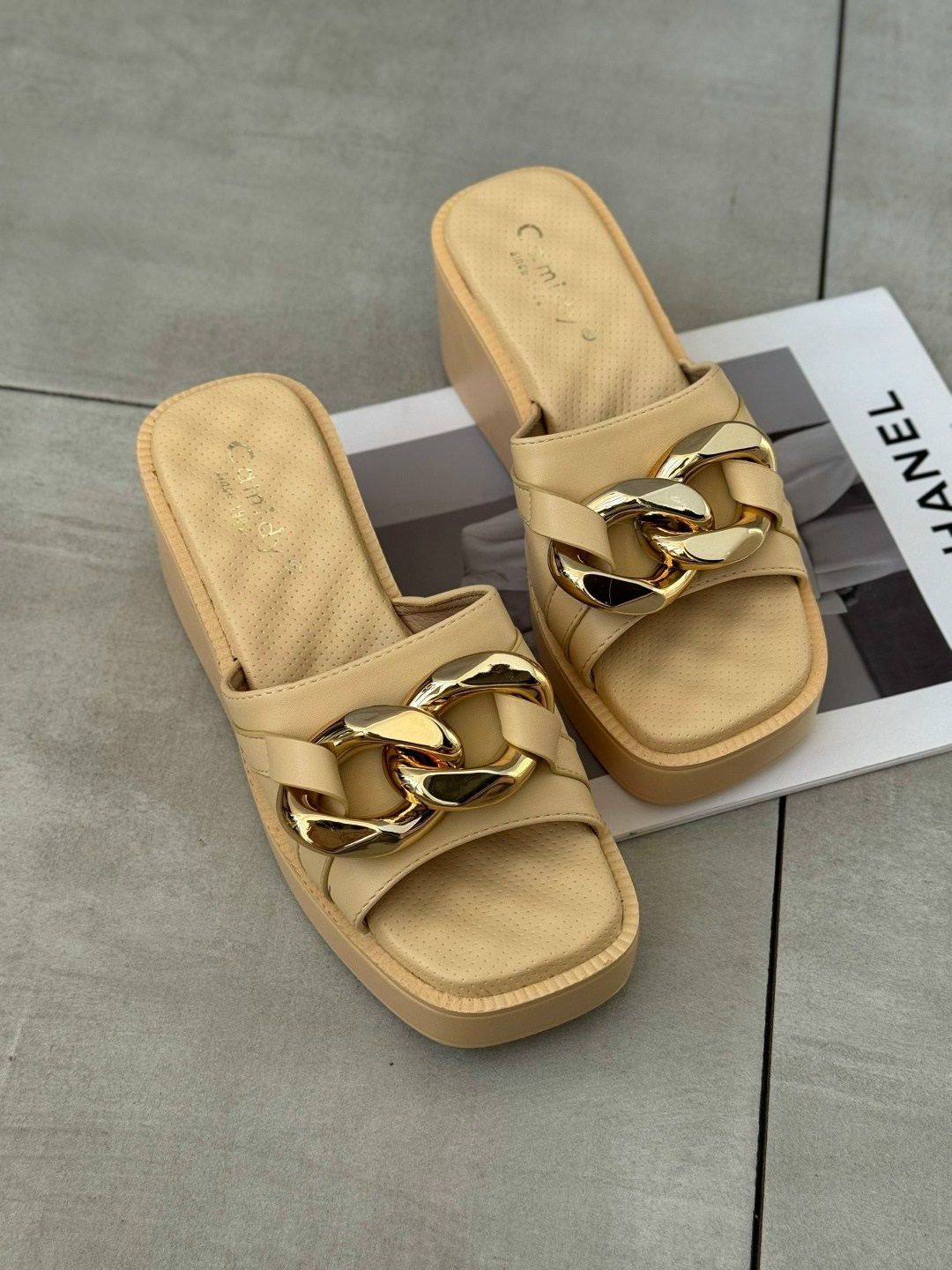 ,шлепанцы женские,шлепанцы женские на платформе,босоножки женские,модные сандалии