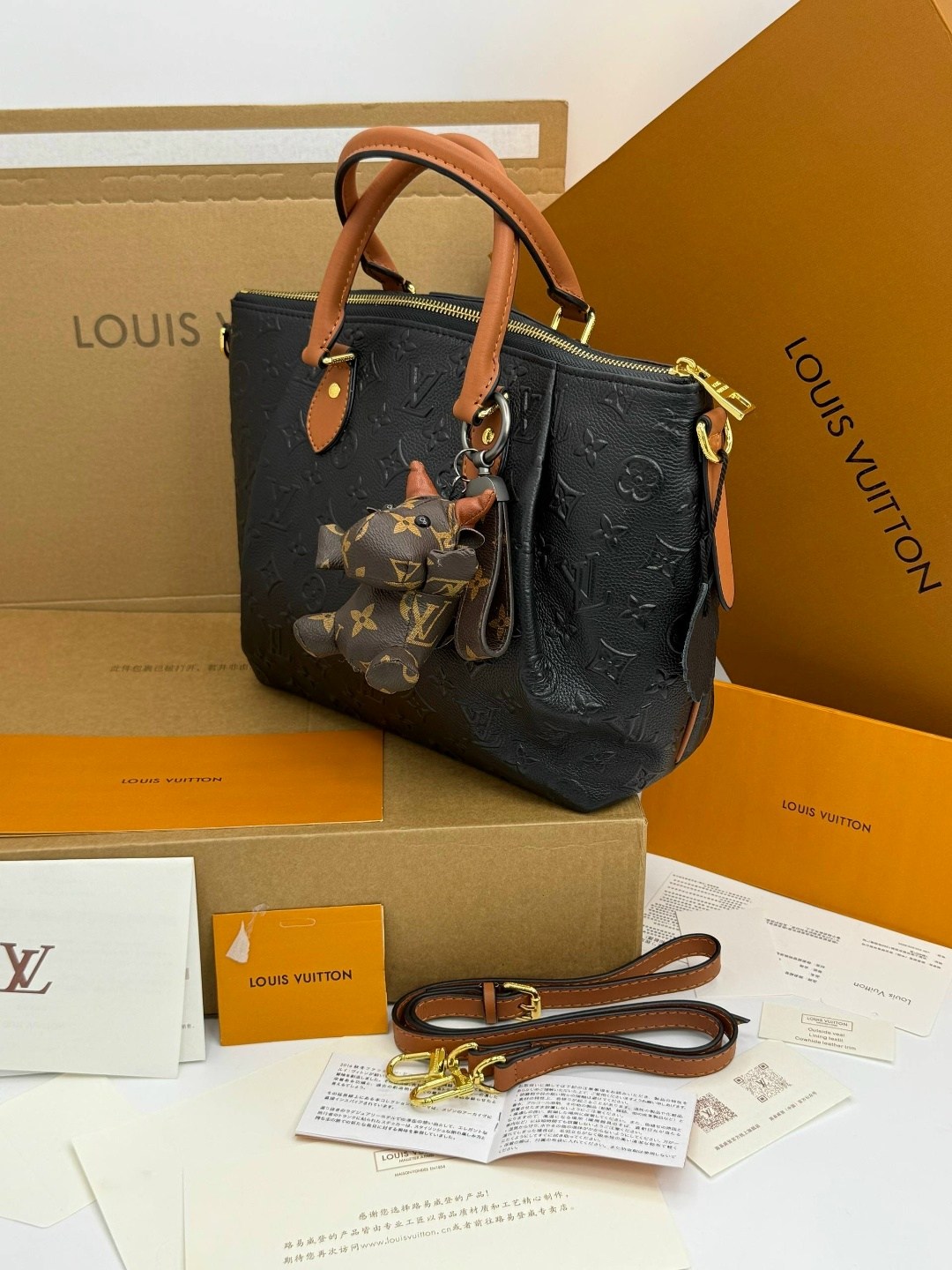 сумка женская louis vuitton,cумка louis vuitton,louis vuitton сумка на плечо,дорожная сумка louis vuitton,louis vuitton сумка тоут