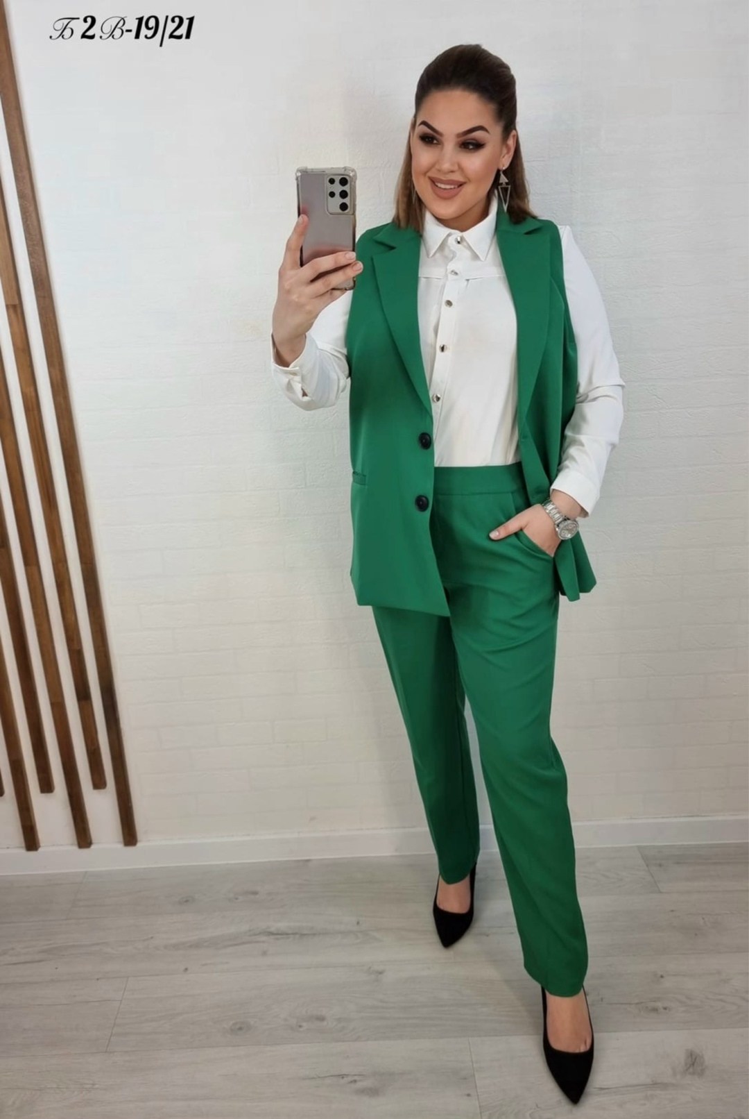 костюм с жилетом брючный,женский костюм тройка,костюм классический,брючные костюмы для женщин,костюм с брюками