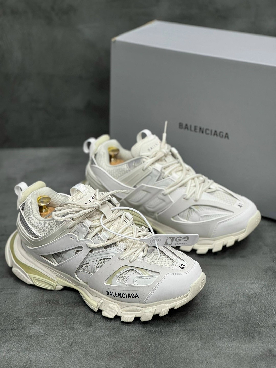 balenciaga мужские кроссовки track premium - white,мужские комбинированные кроссовки balenciaga 2026-2026 белые,кроссовки баленсиага женские оригинал,баленсиага трек кроссовки мужские,кроссовки balenc