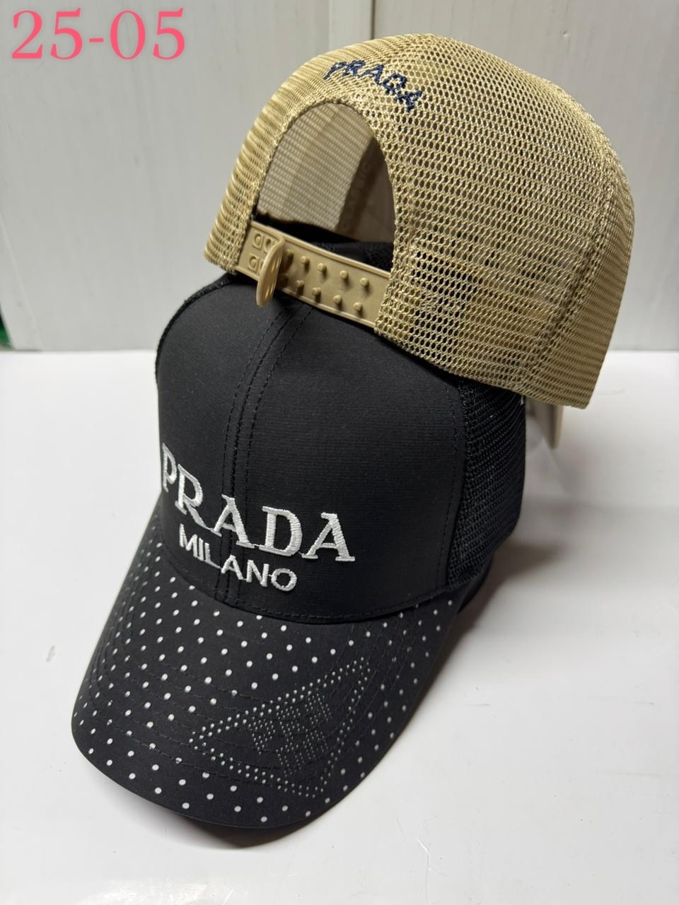 стильная бейсболка,бейсболка,кепки мужские,бейсболка prada,prada кепка drill с вышитым логотипом синий