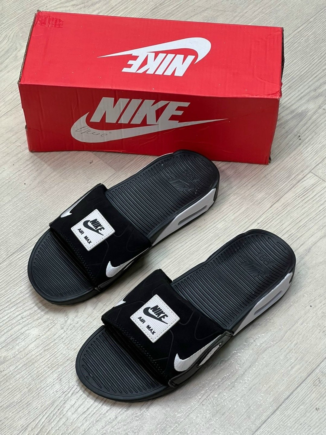 шлепанцы nike,сандалии nike,шлепанцы nike benassi черные,nike slides,nike air max 90 slide