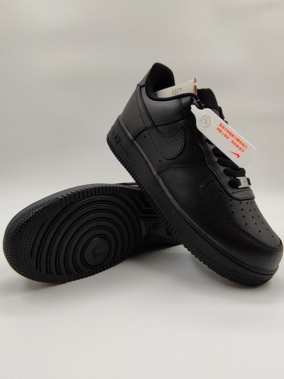 мужские кроссовки nike air force 1,nike air force 1 low black,nike air force 1 black,кроссовки nike air force 1 black,nike air force 1