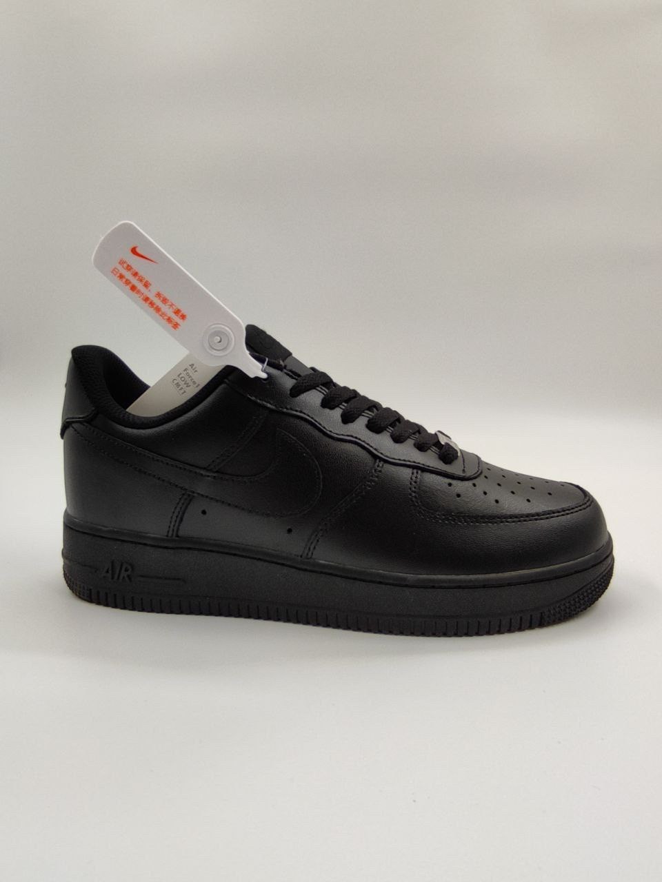 мужские кроссовки nike air force 1,nike air force 1 low black,nike air force 1 black,кроссовки nike air force 1 black,nike air force 1