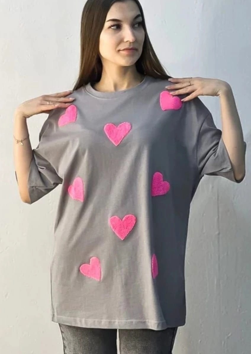 женская футболка,женская футболка оверсайз,футболка с сердечками,футболка женская с сердечкам,футболка с сердцем