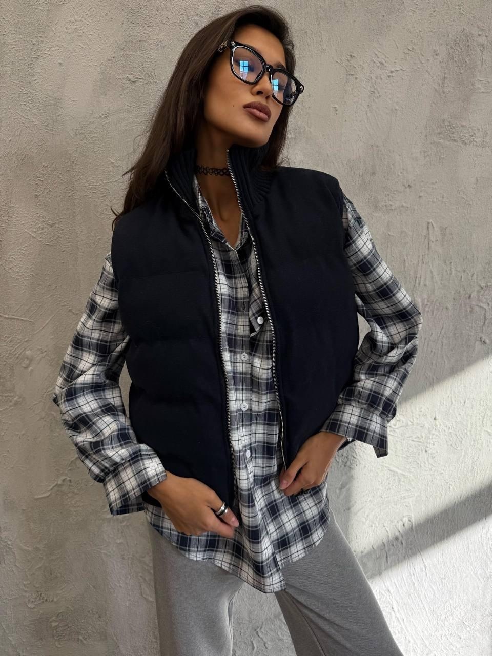 жилетка женская,жилетка,демисезонная жилетка,стильная жилетка,жилетка утепленная