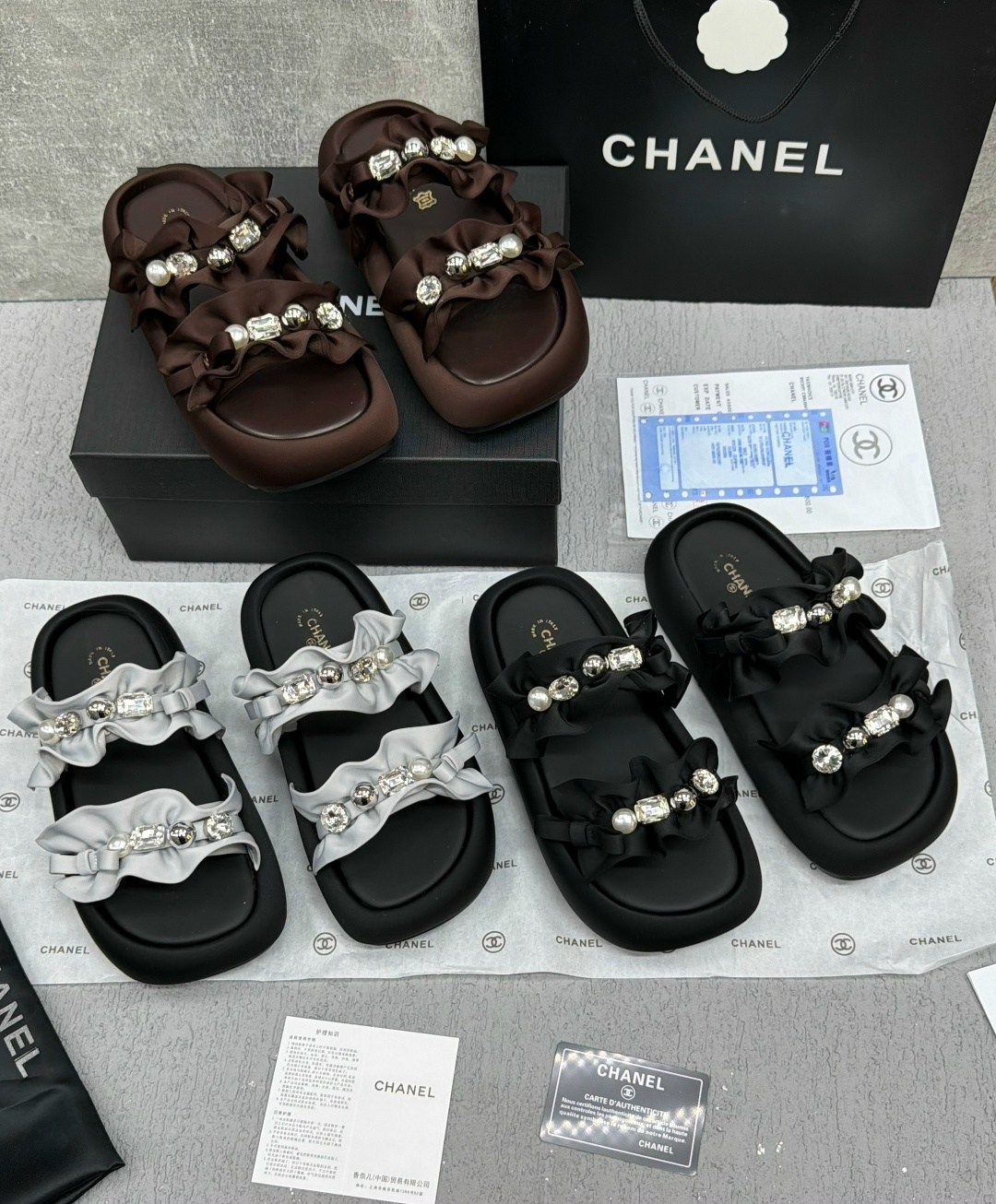 шлепанцы chanel,босоножки chanel,сандалии chanel,тапочки chanel,шлепки шанель