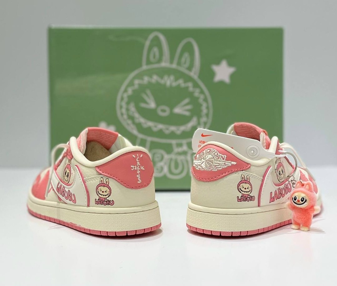 nike air jordan 1 low travis scott,air jordan 1 low travis scott,кроссовки nike air jordan 1 low travis scott,кроссовки nike air jordan 1 low,кроссовки nike air jordan 1 low x travis scott x labubu