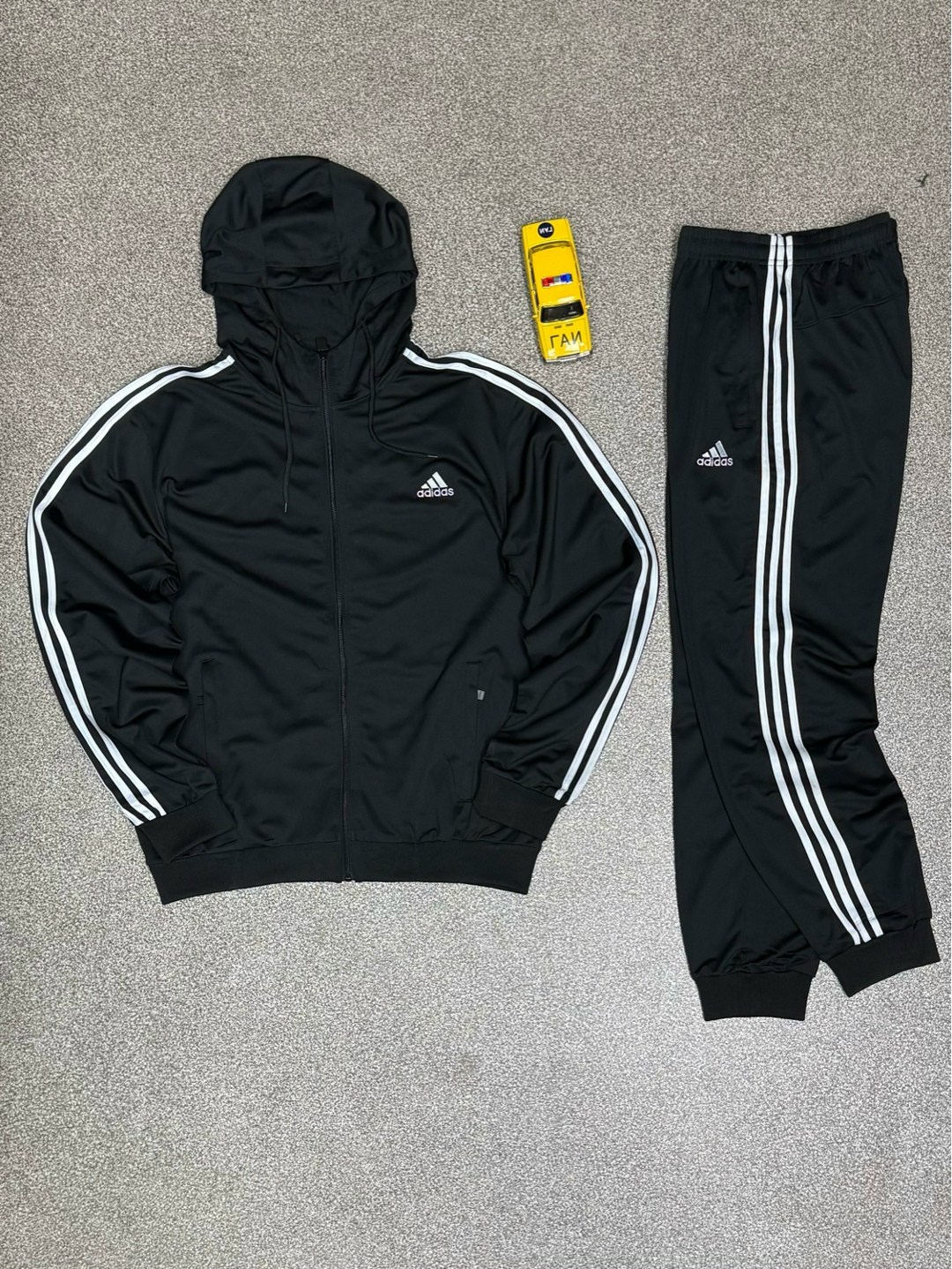 спортивный костюм adidas,мужской спортивный костюм adidas,костюм адидас,спортивные костюмы адидас,спортивные костюмы мужские