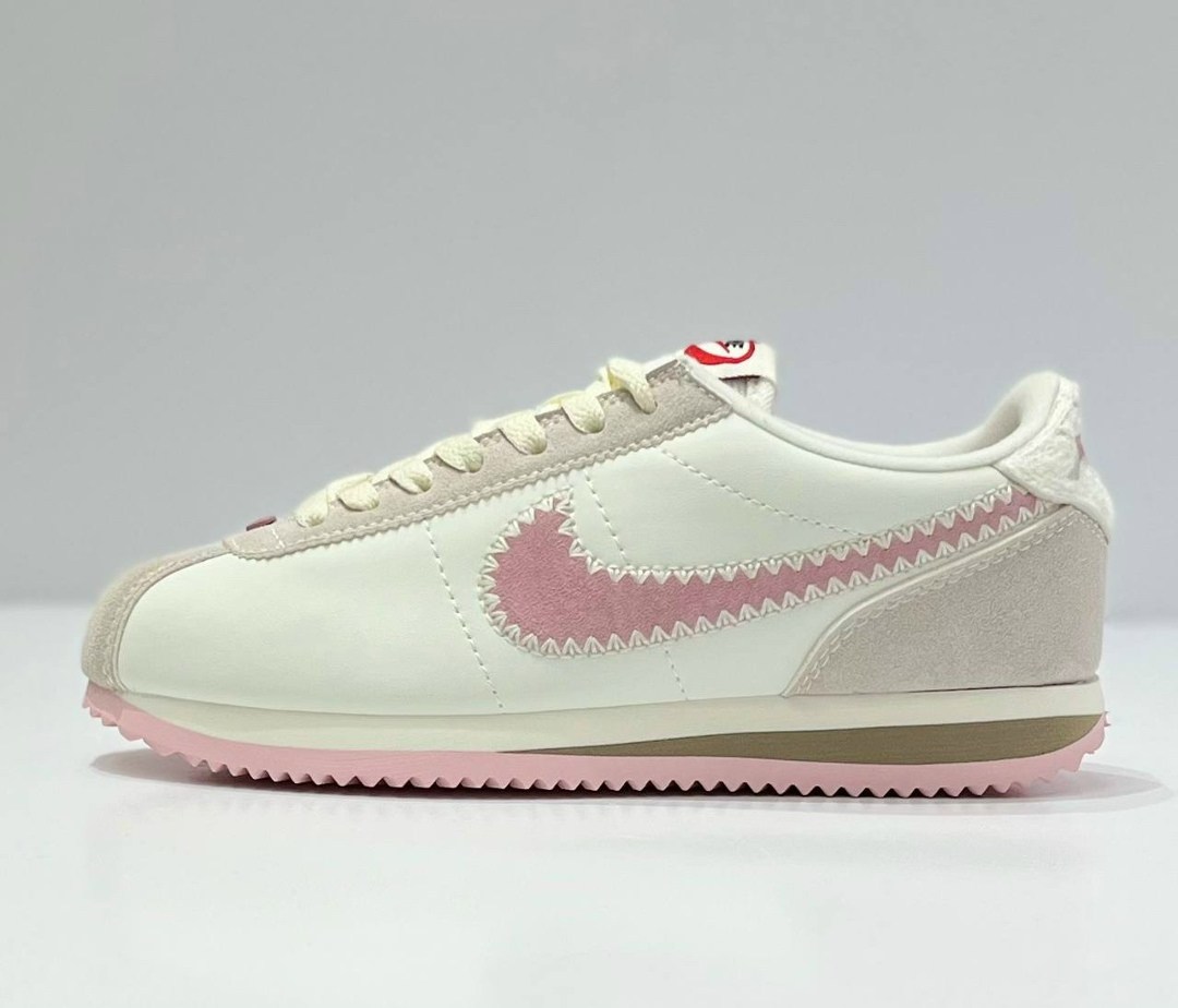 кроссовки nike classic cortez,кроссовки nike cortez женские,кроссовки nike cortez,кроссовки женские nike,женские кроссовки