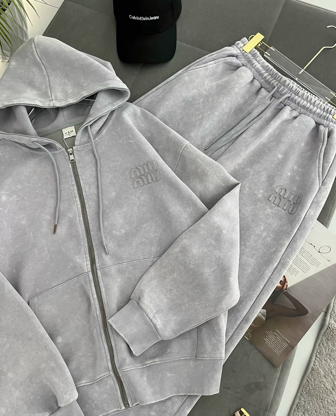 спортивный костюм,спортивный костюм варенка,костюм спортивный велюровый,женский костюм,костюм спортивный женский