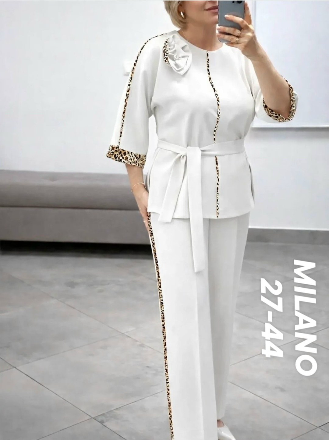 костюм женский,бежевый брючный костюм,костюм брючный женский,брючной костюм,костюм с брюками