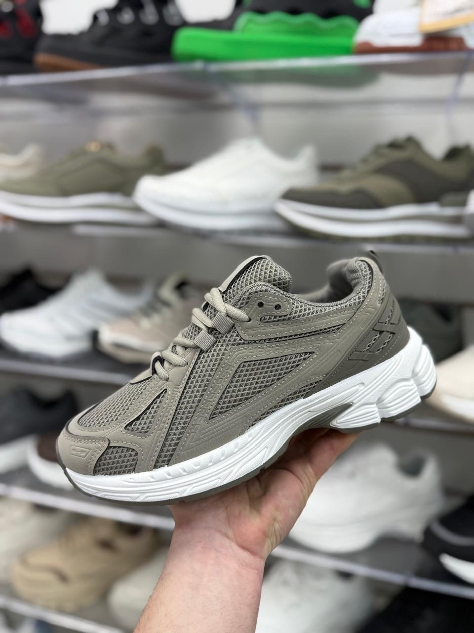 кроссовки женскиe,спортивная ,повседневные кроссовки,кроссовка,кроссовки