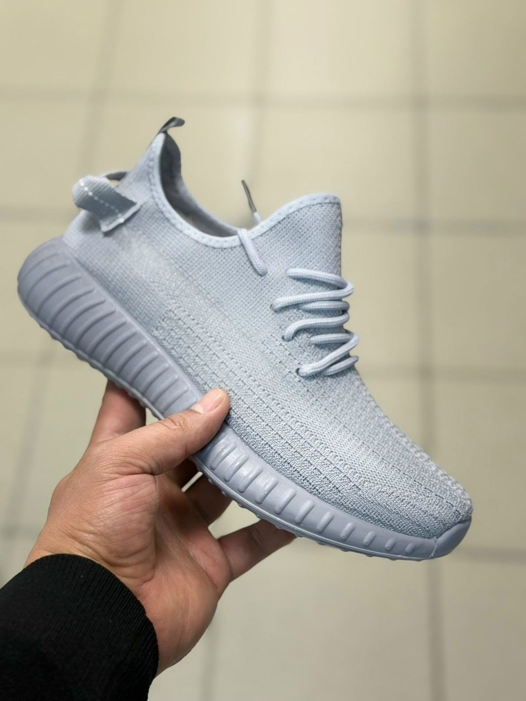 кроссовки,кроссовки женскиe,изики кроссовки,кроссовки изи,летние кроссовки изи