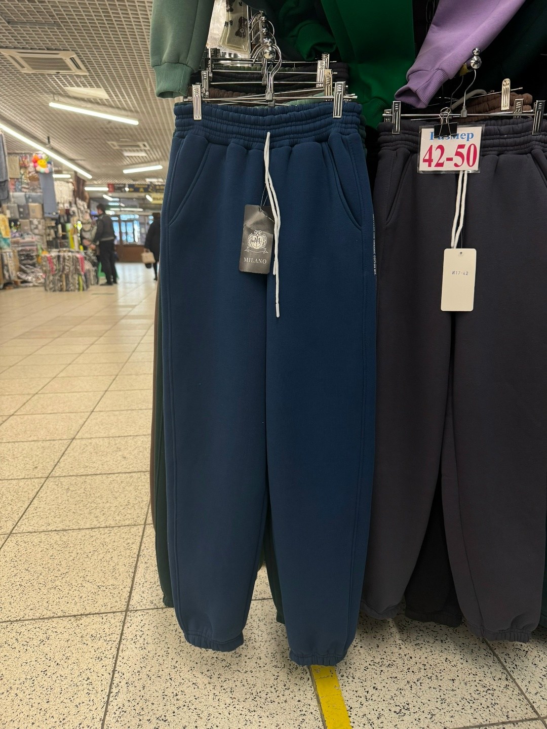 спортивные брюки,женские спортивные брюки,бордовые спортивные штаны женские,брюки бордовые,брюки джоггеры