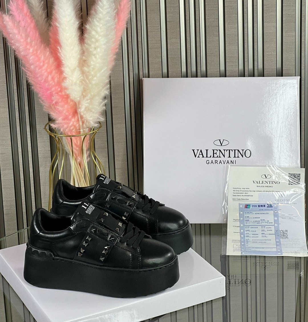 кроссовки valentino,valentino кроссовки женские,valentino женские кожаные кроссовки valentino premium - pink,женские белые кроссовки valentino garavani rockstud,кеды valentino женские