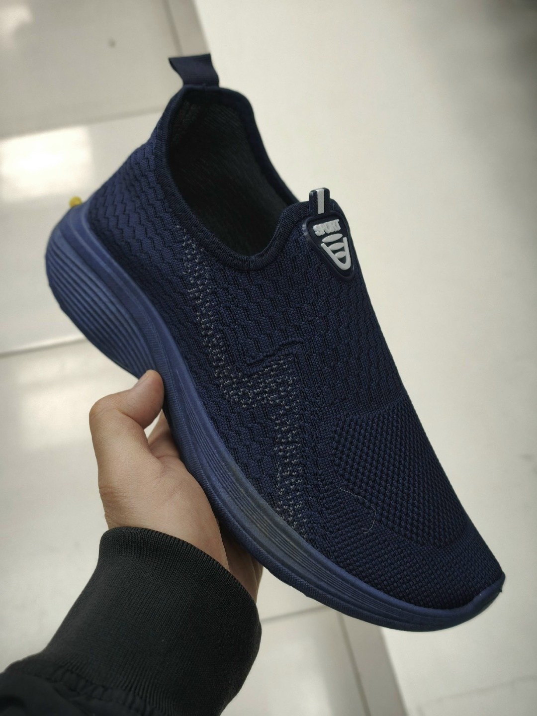 ,мужские кроссовки, спортивная,кроссовка мужской,кроссовки закрытые