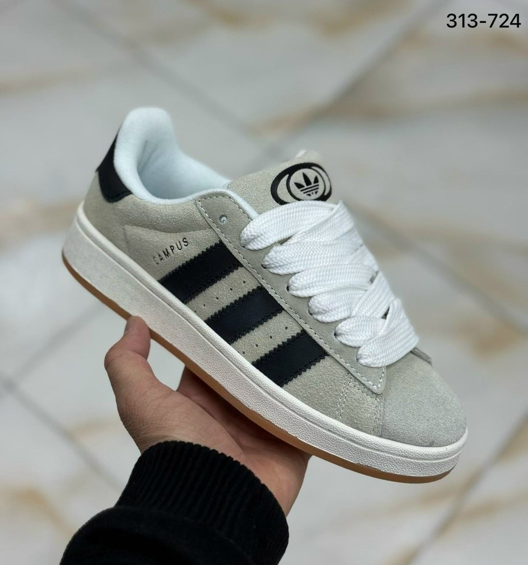 кроссовки adidas,,женские кроссовки,adidas кроссовки женские,кроссовки мужские женские adidas