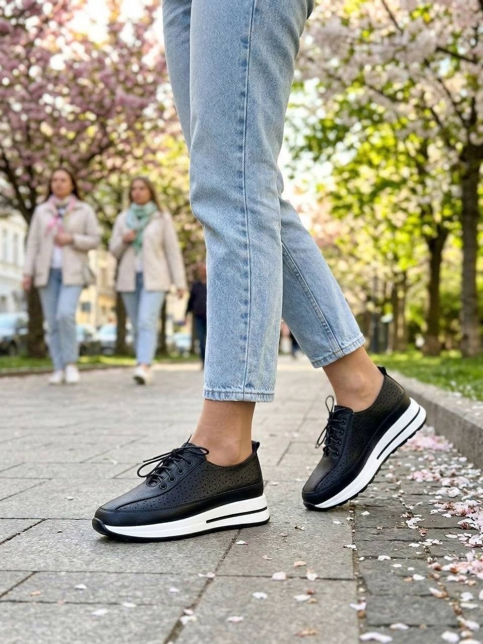 ,кроссовки женскиe, женская,кроссовки стильные,кроссовки на объемной подошве