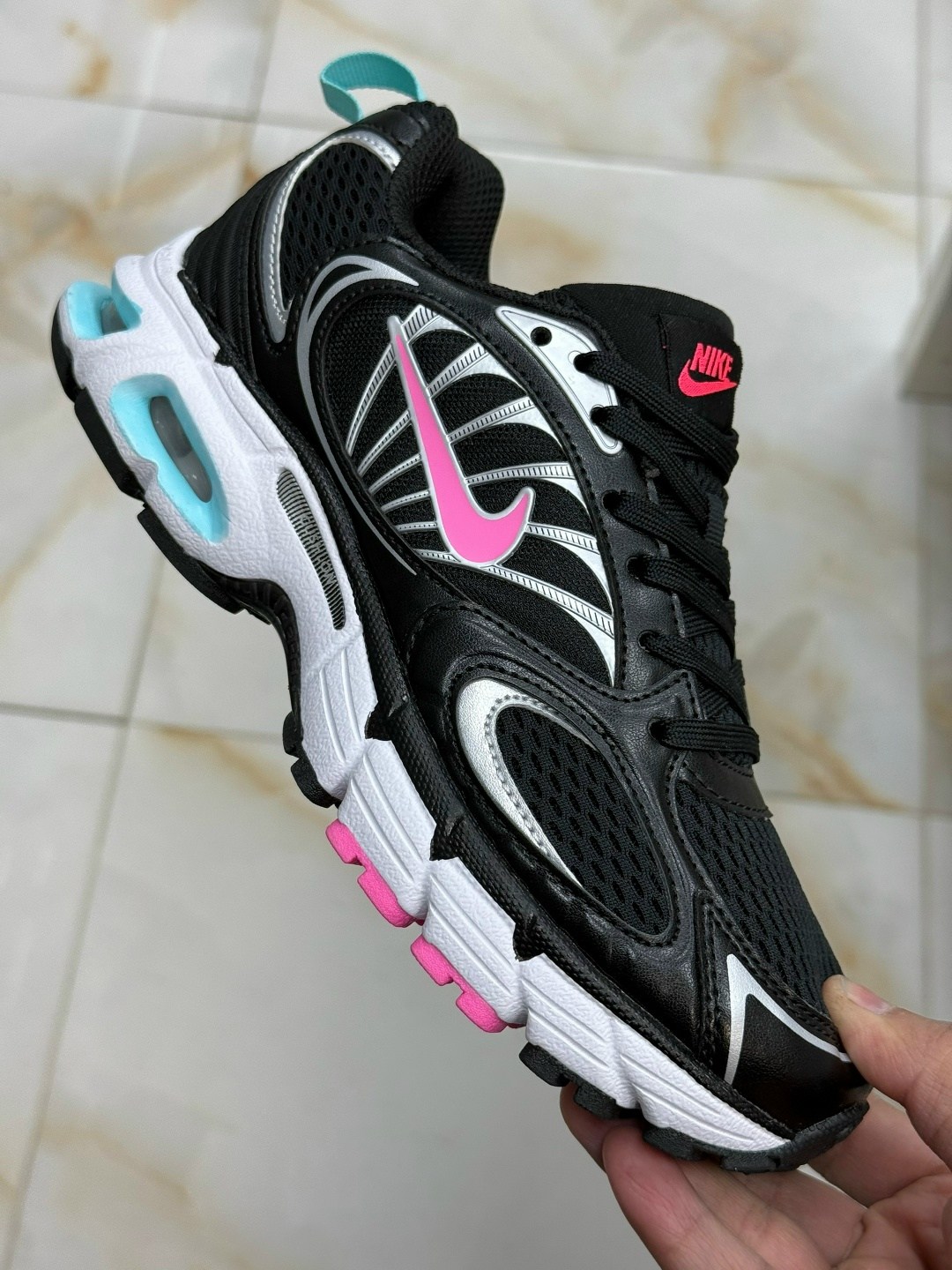 кроссовки skepta x nike air max tailwind v,кроссовки nike air max,кроссовки,кроссовки nike,nike низкие массивные кроссовки air max moto 2k женские розовые