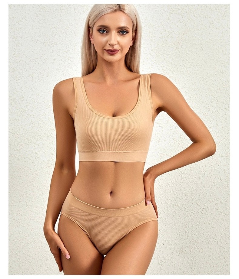 нижнее белье женское комплект,комплект нижнего белья,комплект бесшовного нижнего белья,комплект белья женский,комплект нижнего белья женский бесшовный в рубчик